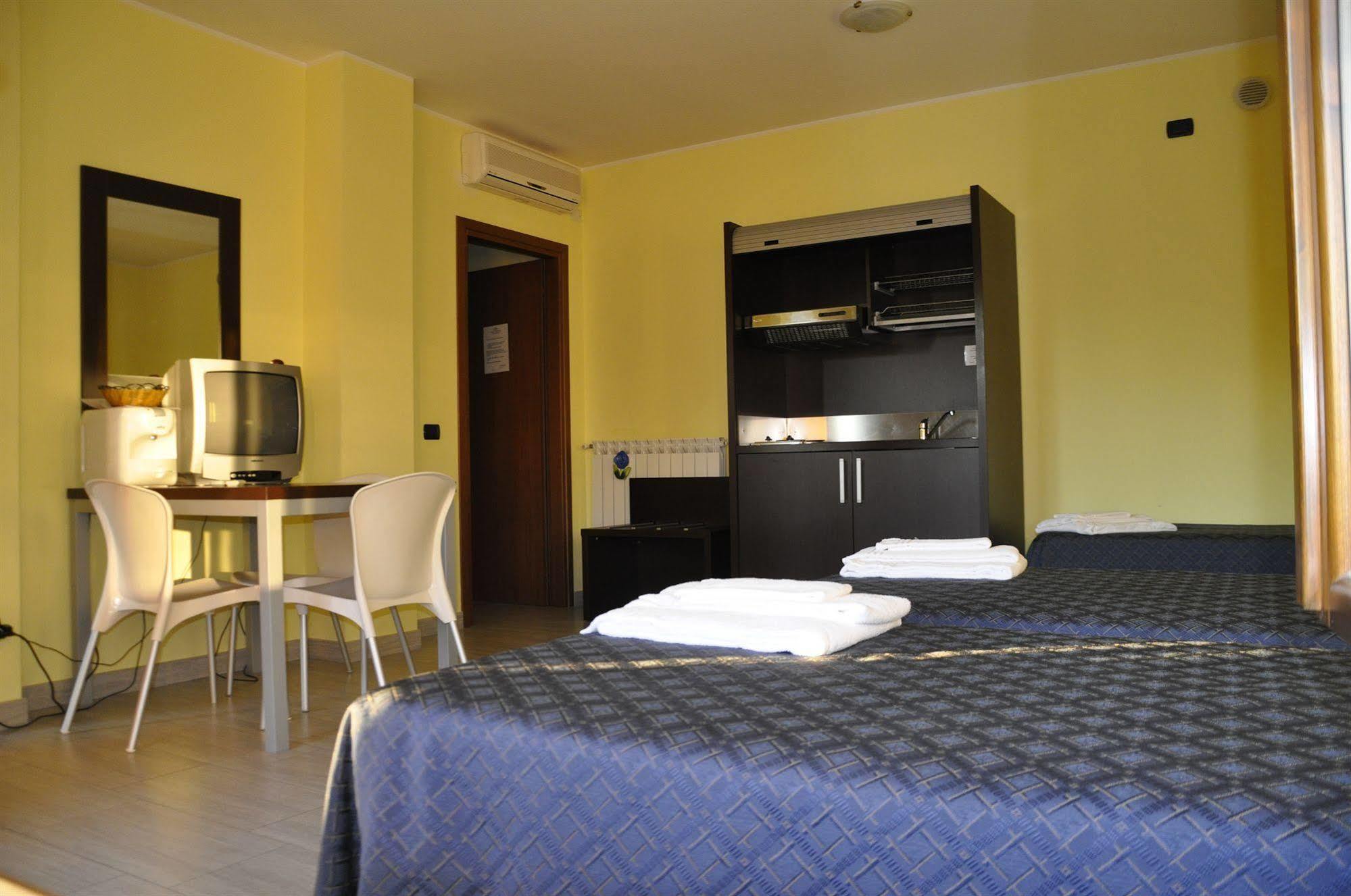 Residence San Prospero Garbagnate Milanese Exterior foto